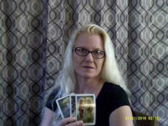 HopeCatherine - Tarot Cards and Dream Analysis in London