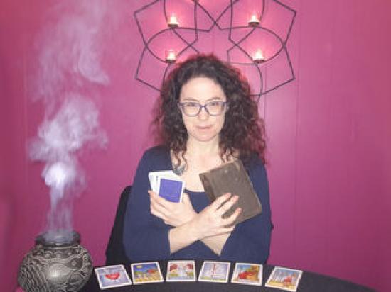 RuthMorganTarot - Tarot Cards and Career And Work in Omaha